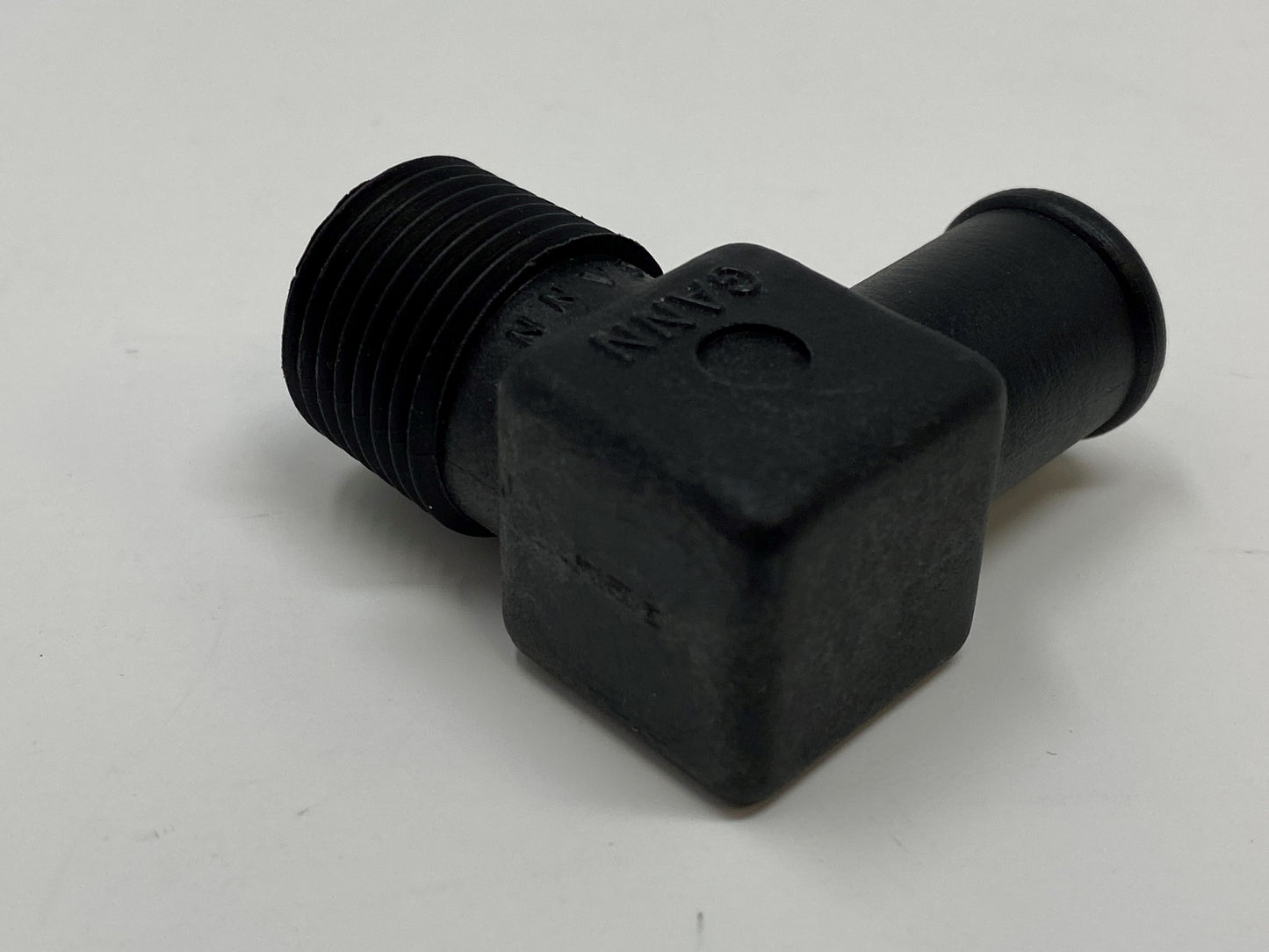 Indmar Exhaust Fitting Nylon Elbow 5/8" NPT X 5/8 Barb