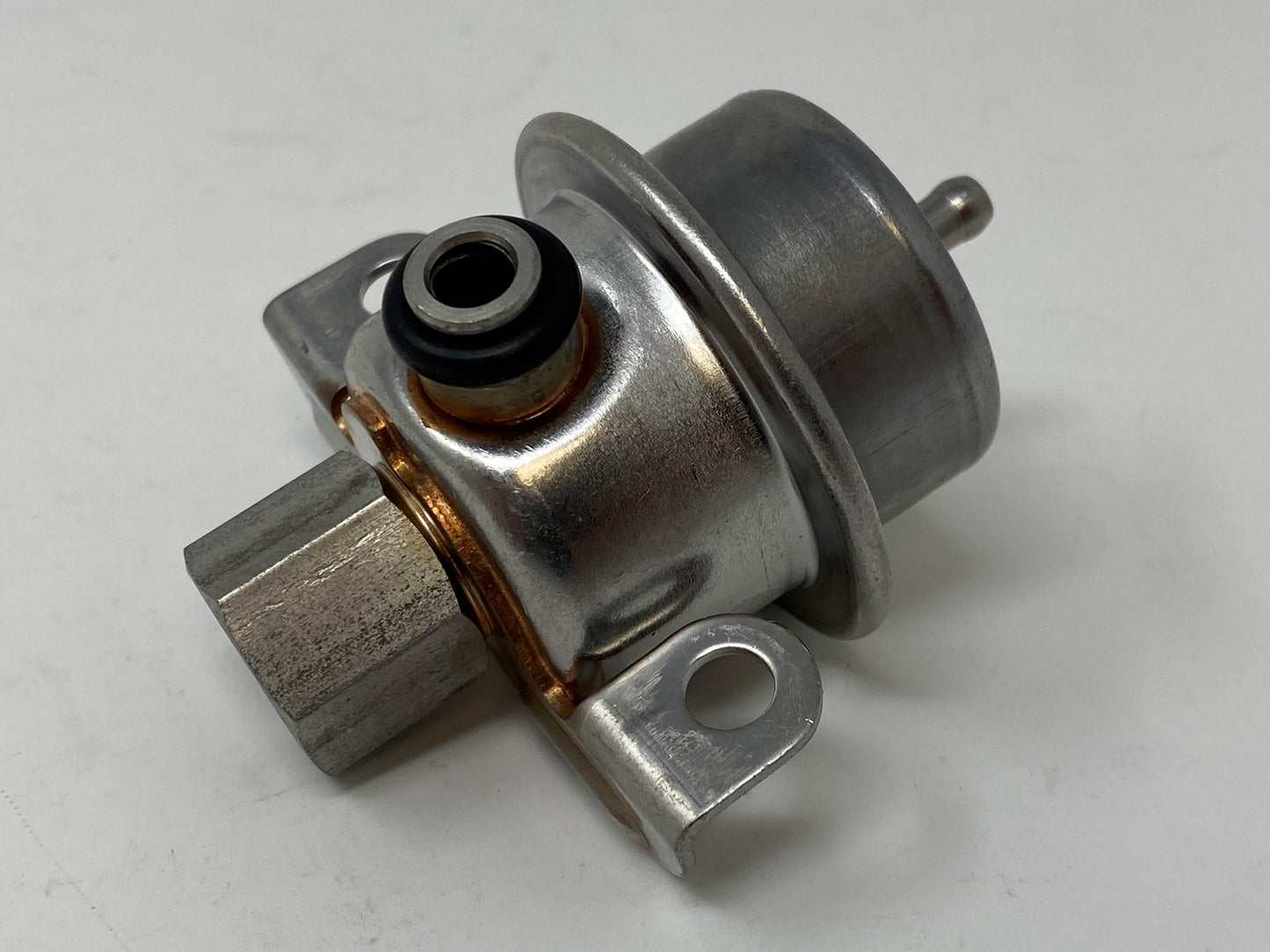 Indmar Rail Mount Fuel Pressure Regulator