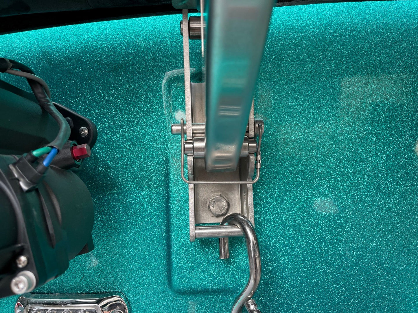 Malibu Swim Step Pin for SS Brackets