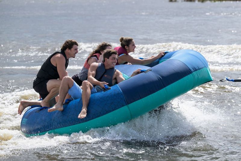 Radar Orbit 4 Person Tube