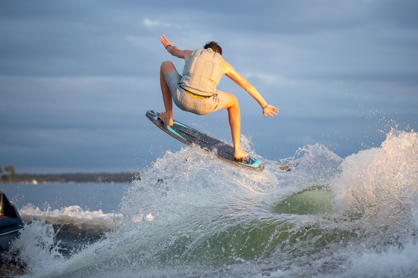 Phase 5 Party Crasher Wakesurf Board 2025