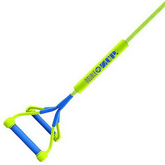 Double-handle design on ZUP DoubleZUP tow rope in blue and green