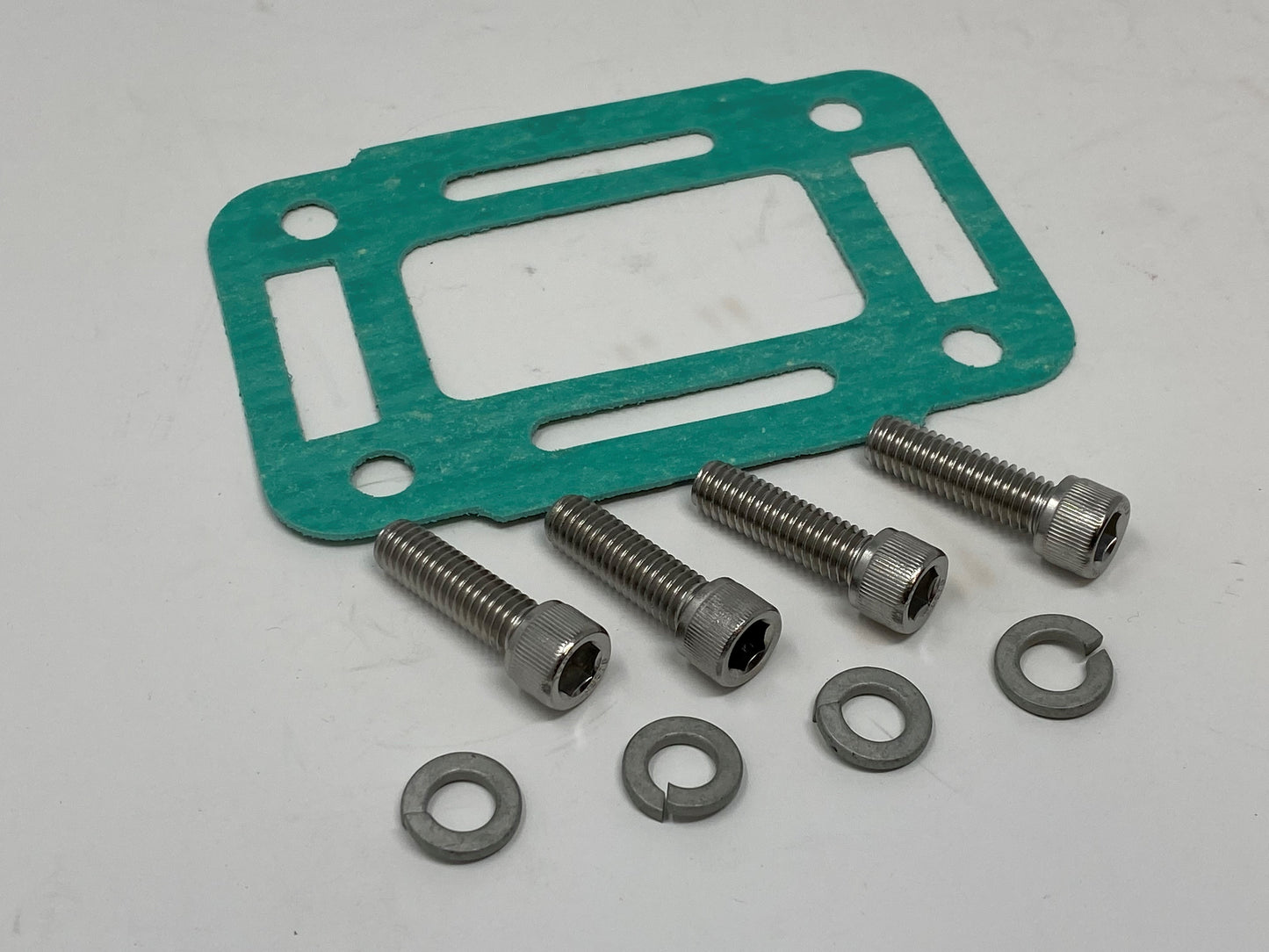 Indmar Exhaust Manifold Base to Riser Hardware Kit