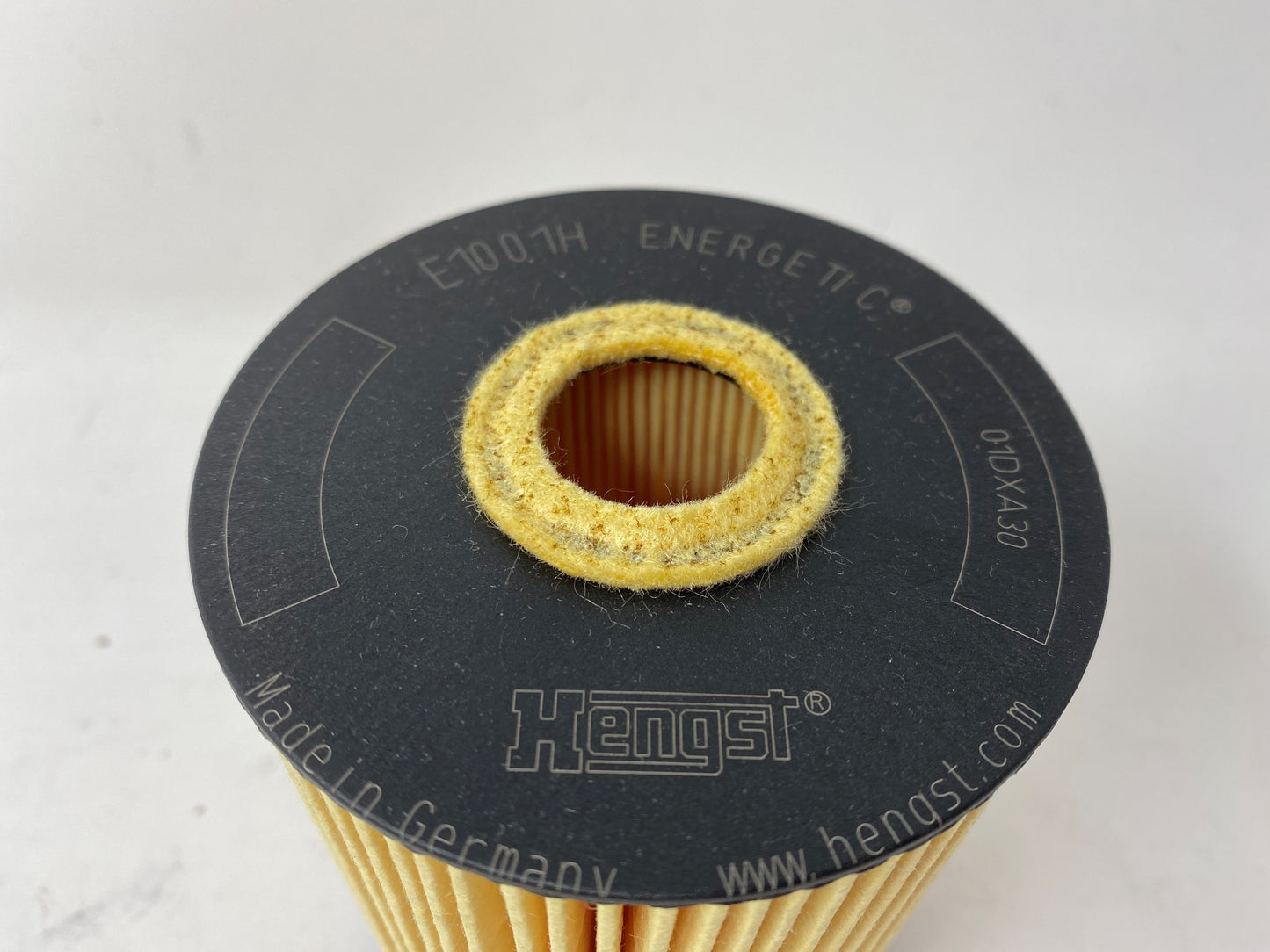 Hengst E1001H Oil Filter Cartridge for Malibu M5, M6 & LT4 Engine