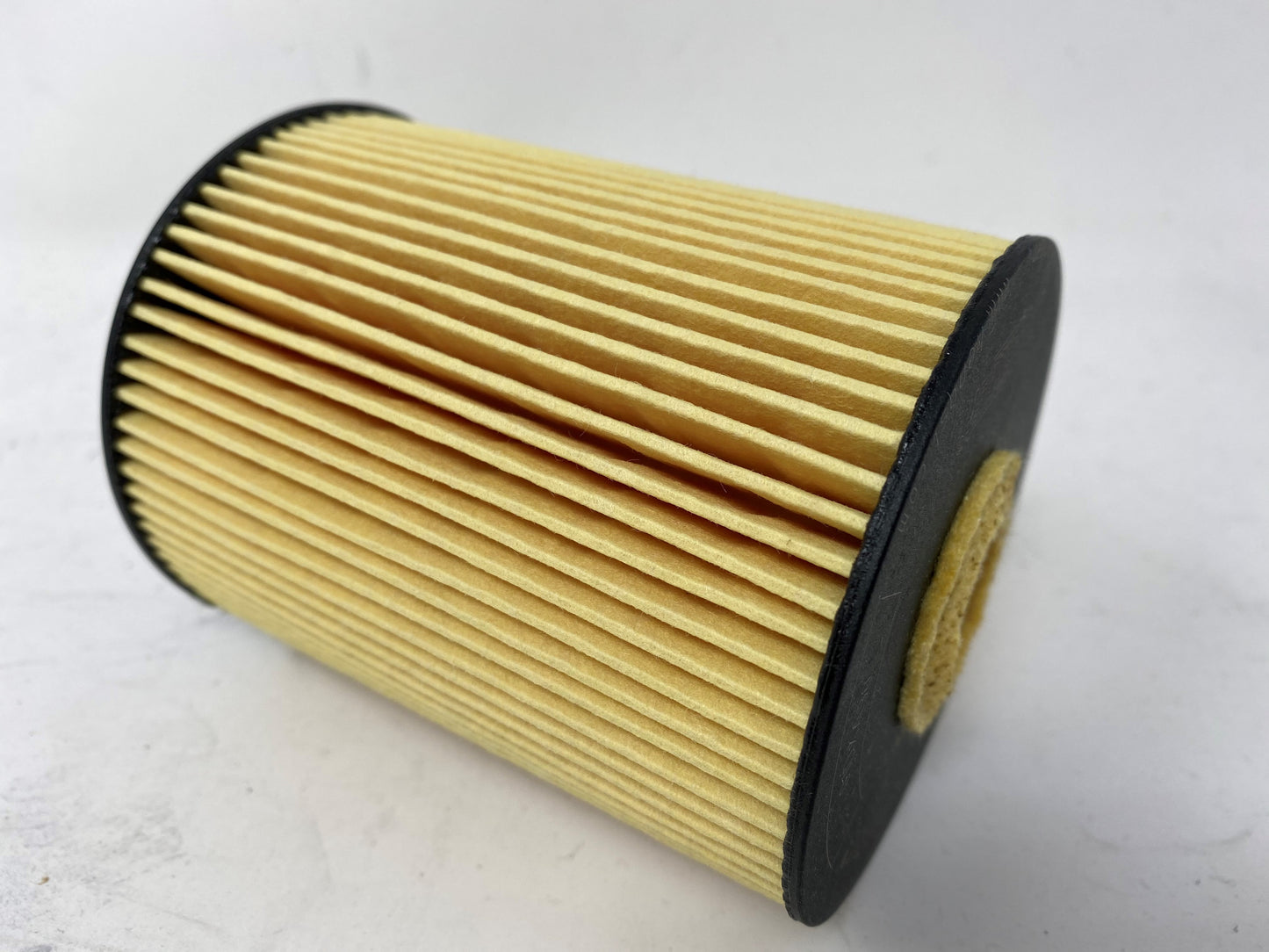 Hengst E1001H Oil Filter Cartridge for Malibu M5, M6 & LT4 Engine