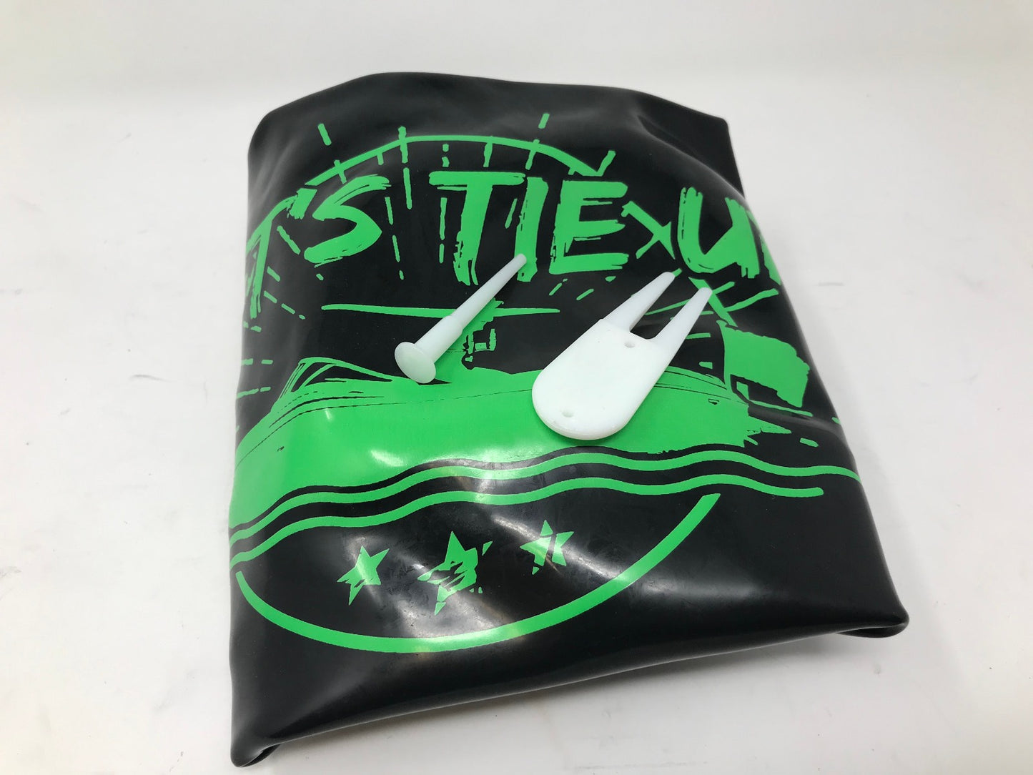 Lets Tie Up XL 28 Inch Fender Black Green Each