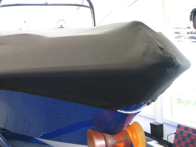 Bakes Custom Fitted Sunbrella Boat Cover for Malibu Boats