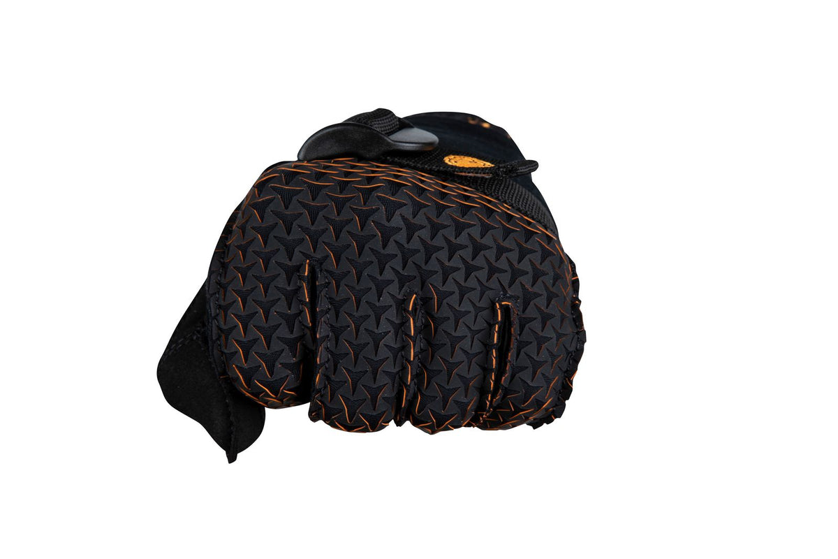 Pre-curved fingers on Radar Hydro-A waterski glove