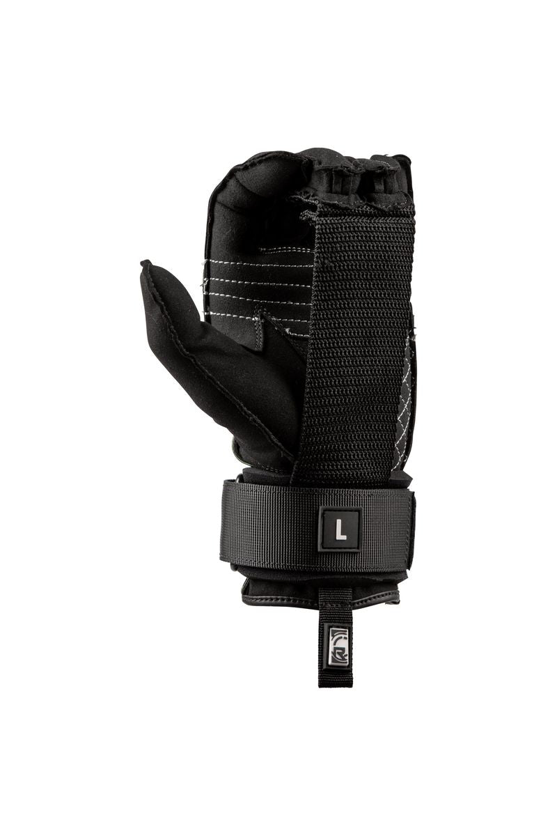 External grip dowel on Radar Vice waterski glove