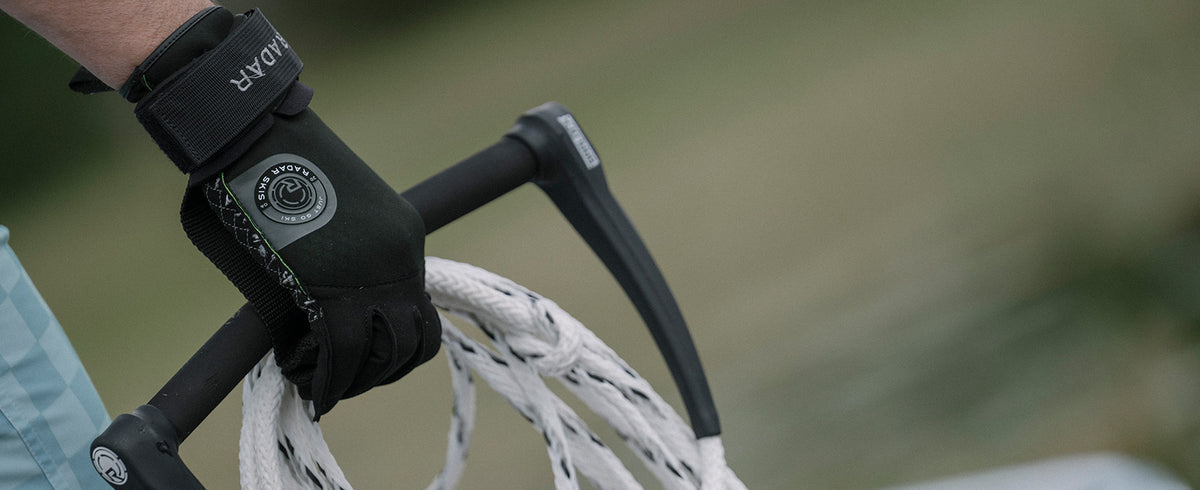 Radar Vice Inside-Out Waterski Gloves – Grip Dowel & Power Strap