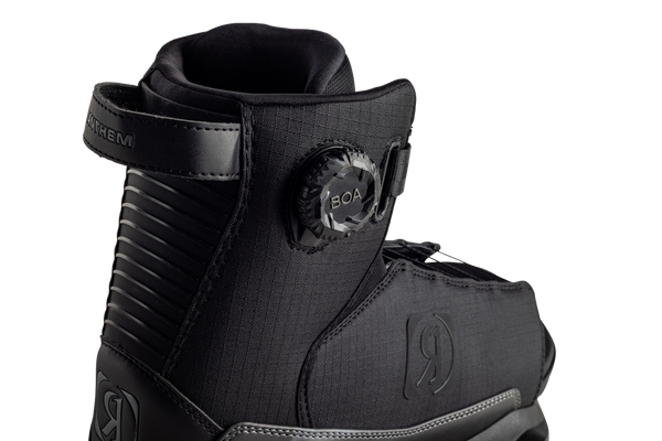 BOA Fit System dial on Ronix Anthem open-toe wakeboard boot