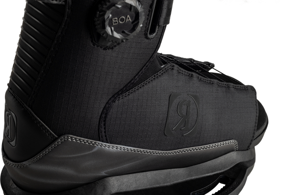 BOA Fit System dial on Ronix Anthem open-toe wakeboard boot