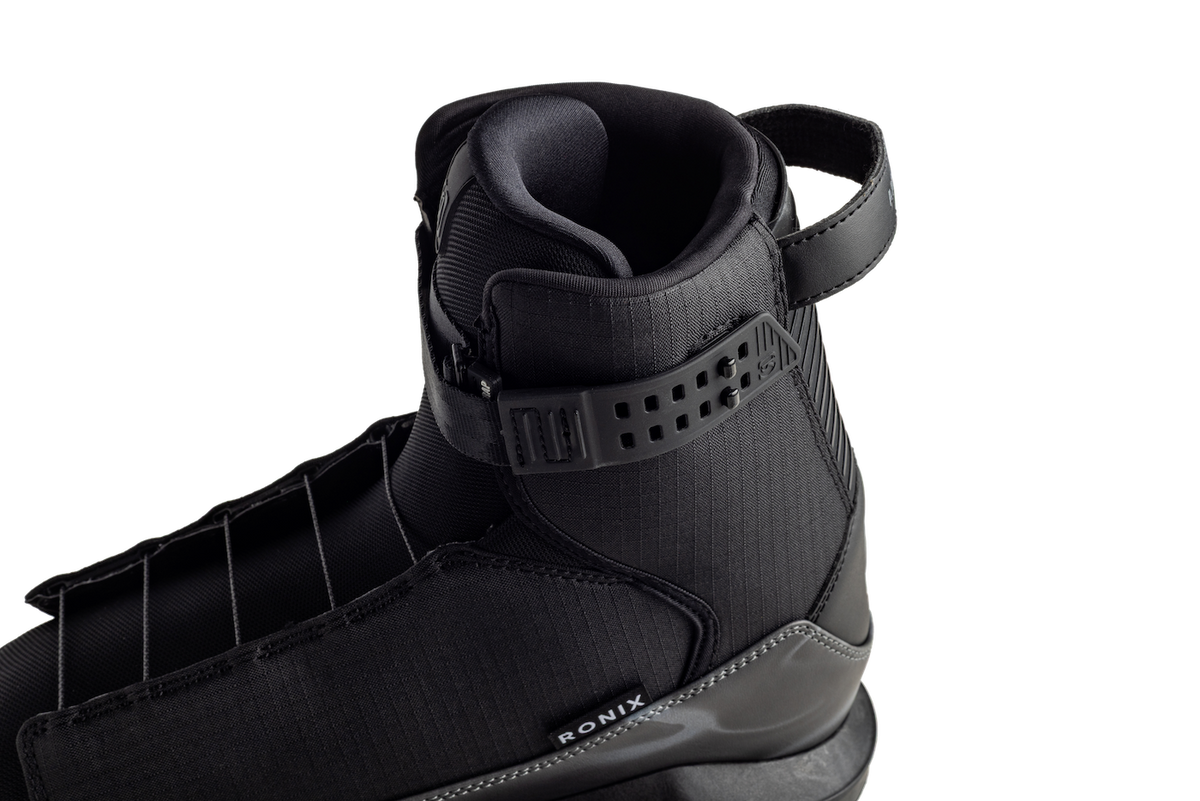 Adjustable SuperStrap ankle closure on Ronix Anthem BOA boot