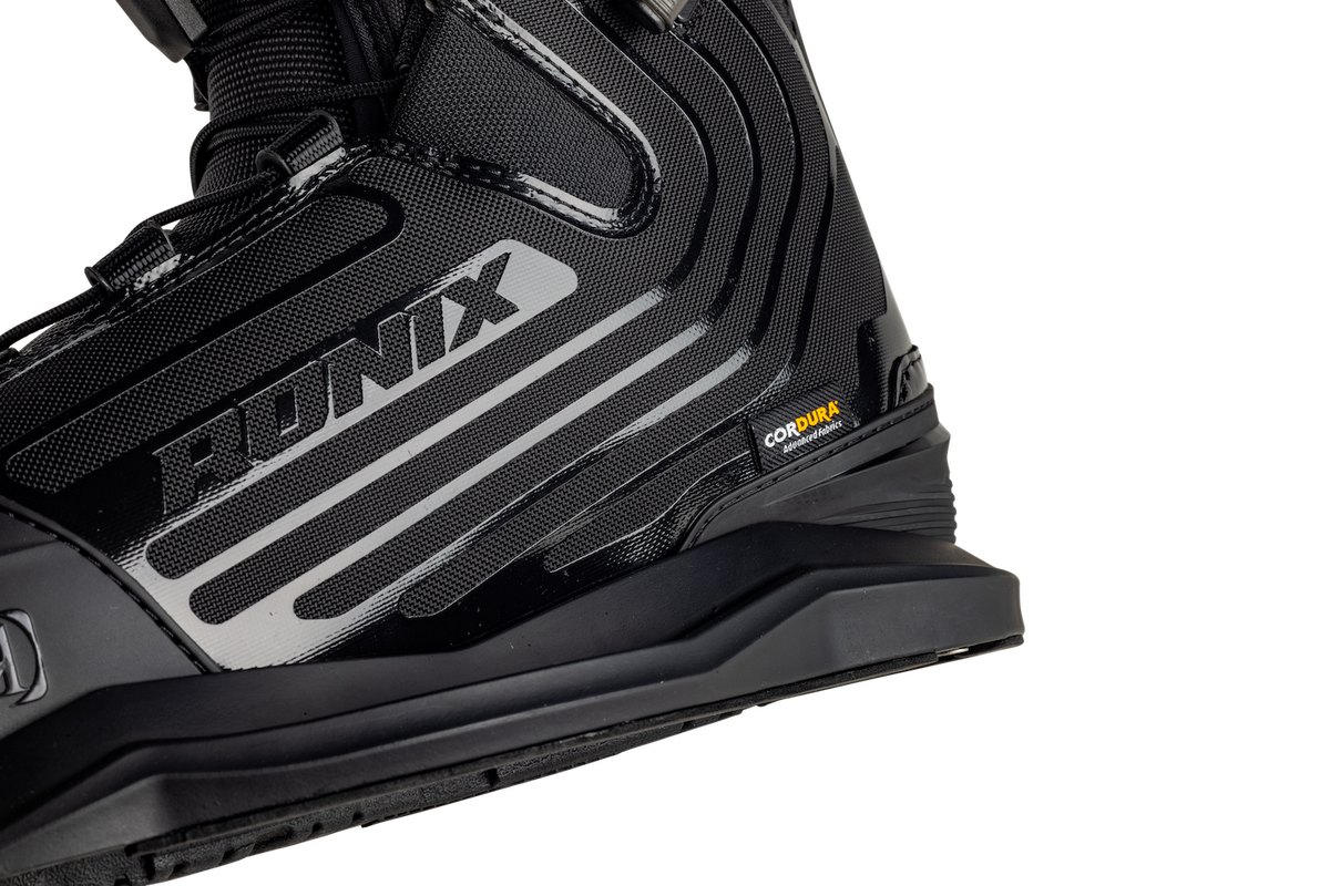 Side view of Ronix One Gloss Midnight wakeboard bindings