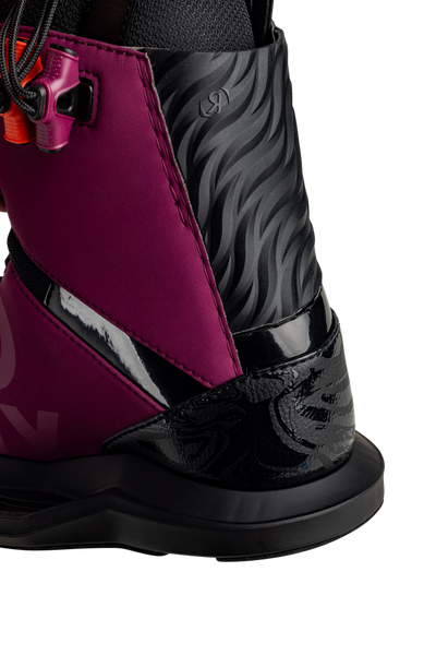 heel of Ronix Rise women's wakeboard bindings