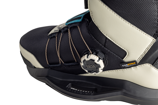 BOA Fit System dial on Ronix Supreme wakeboard boot