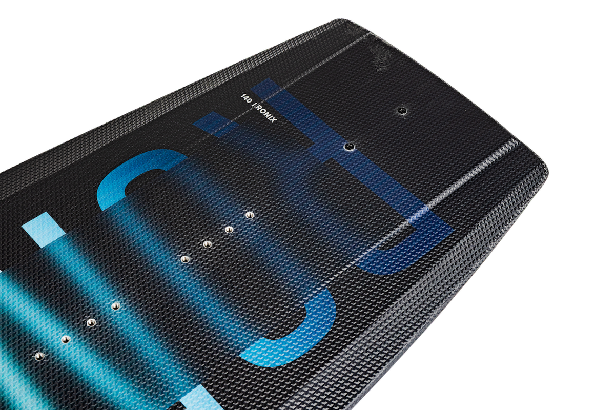 Ronix Vault wakeboard toe-side rail and molded-in fin design