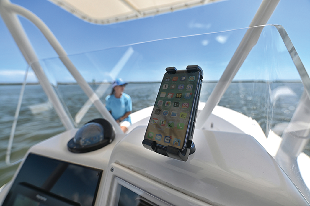 ROKK Edge Waterproof Phone Charging Mount